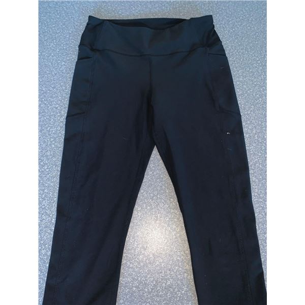 Mondetta Performance + Luxury Pants Size M