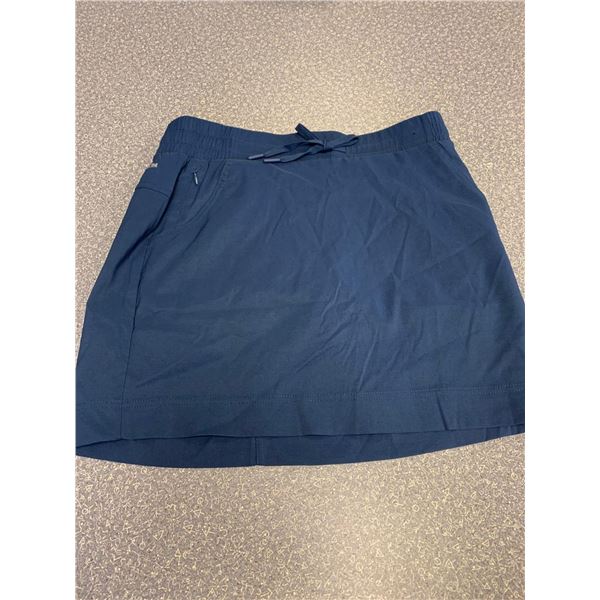 ladies pacific trail skirt size S