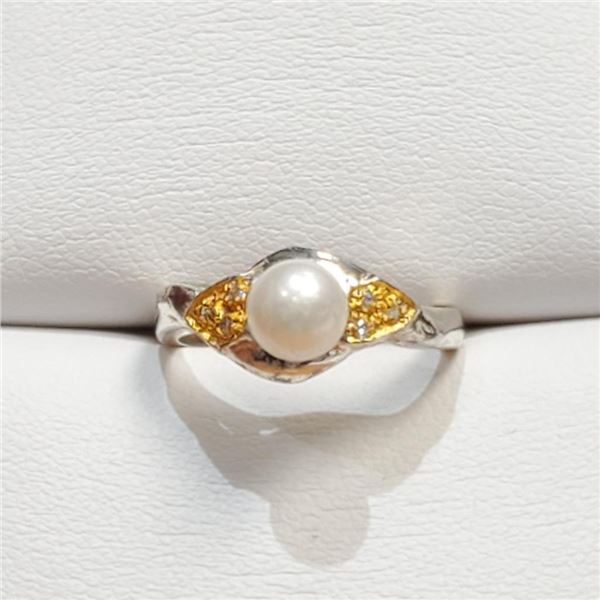 Silver Fresh Water Pearl Ring (~Size 0) (~length 0 inches), Suggested Retail Value $100