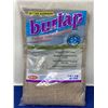 Image 1 : Burlap All-Natural Winter Shrub Protection (1m x 3m)