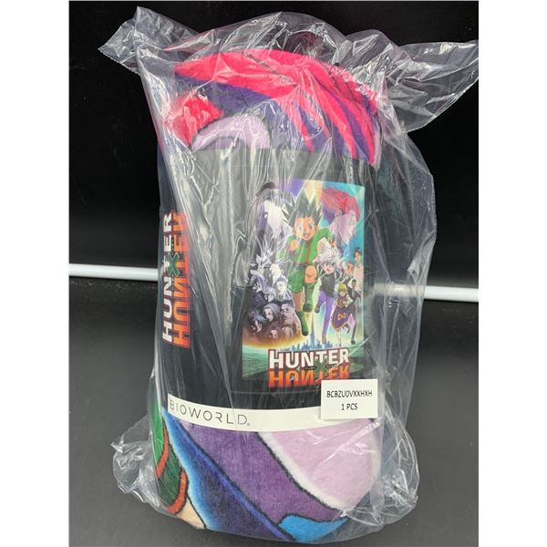 Hunter Hunter Plush Throw