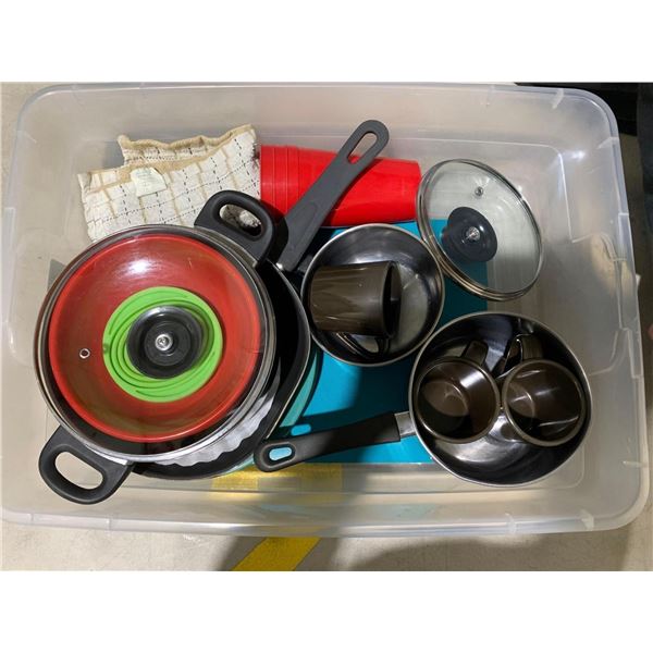 Assorted Ready To Go Camping Kitchen Set