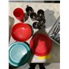Image 2 : Assorted Ready To Go Camping Kitchen Set