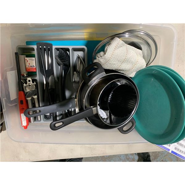 Assorted Ready To Go Camping Kitchen Set