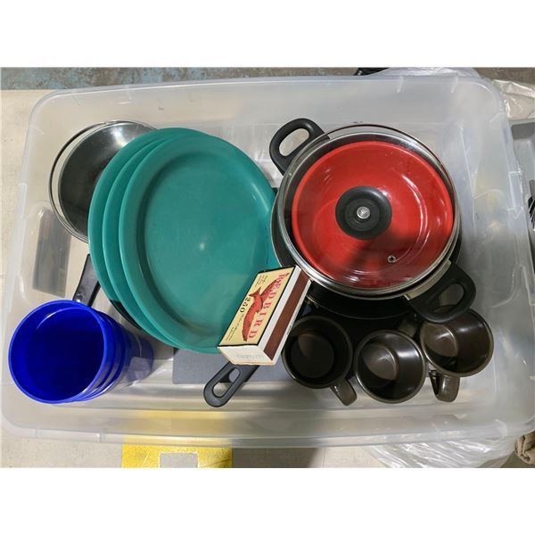 Assorted Ready To Go Camping Kitchen Set