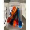 Image 2 : Assorted Lot Of Dish Brushes