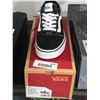 Image 1 : Vans Ward Sneaker size 6 Ladies Seude/Canvas Black/White