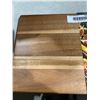 Image 5 : BirdRock Charcuterie Board Acacia Hardwood 31.5"x8.6" x0.9"