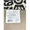 Image 2 : Black & Cream Rug 30" x 45"