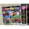Image 1 : Lite-Brite Oval HD 900 Colorful Pegs