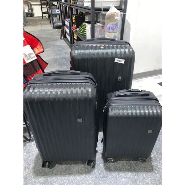 Swiss Gear 3-piece Expandable Hardside Luggage Set