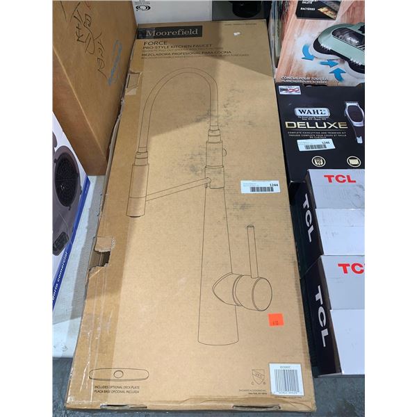 Moorefield Force Pro Style Kitchen Faucet Magnetic Pull Out Sprayer w/ Two Functions