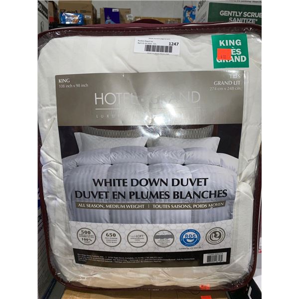 HomeTrend White Down Duvet All Season Medium Weight King Size