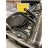 Image 2 : Lot of Assorted Cookware