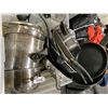 Image 3 : Lot of Assorted Cookware