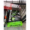 Image 2 : BAG OF PROMIX PREMIUM GRASS SEED, BAG OF PROMIX PREMIUM ORGANIC VEGETABLE/HERB MIX, AND