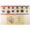 Image 1 : 1990 US MINT SET (UNC) P/D (WITH ENVELOPE)