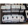 Image 8 : Large Lot of Siemens Contactors