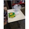 Image 1 : NEW MIRACLE GROW 50FT 3/8" HOSE AND TABLE FAN