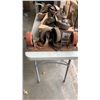 Image 2 : LARGE LOT OF VARIOUS CASTERS