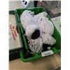 Image 3 : TOTE OF LACES AND CRATE OF PLASTIC BAGS