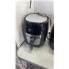 Image 2 : 2 GOURMIA  AIR FRYERS ONE WORKING ONE IS PARTS