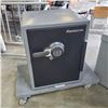 Image 1 : SENTRY XL DIGITAL CODE FIRE PROOF SAFE WITH CODE WORKING NO EY RETAIL $499