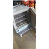 Image 2 : METAL CABINET WITH SHELVES AND CLIP LOCK DOOR