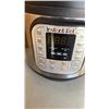 Image 2 : INSTANT POT 6QT DUO 7-IN-1 PRESSURE COOKER - TESTED WORKING - RETAIL $159