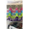 Image 2 : NEW PACK OF WOMENS SOCKS AND HAIR CLIPS
