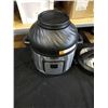 Image 2 : INSTANT POT 8QT DUO CRISP W/ AIR FRYER  - TESTED WORKING - RETAIL $289