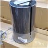 Image 2 : HONEYWELL COOL MIST HUMIDIFIER - TESTED WORKING - RETAIL $99