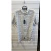 Image 2 : 3 NEW PERRY ELLIS COLLAR SHIRTS - SIZE MEDIUM