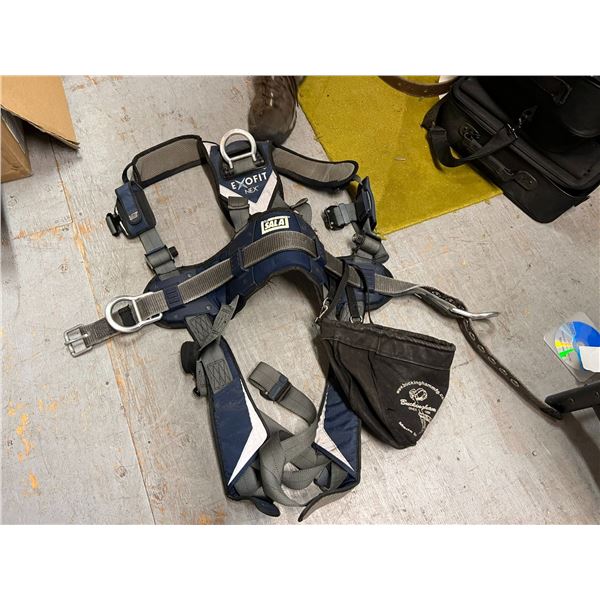 EXOFIT NEX DBI SALA CLIMBING SAFETY HARNESS. WITH TOOL POUCH