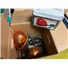 Image 1 : BOX OF GROTE EMERGENCY REVOLVING LIGHT X 4