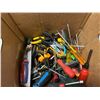 Image 1 : BOX OF SCREWDRIVERS AND PLIERS