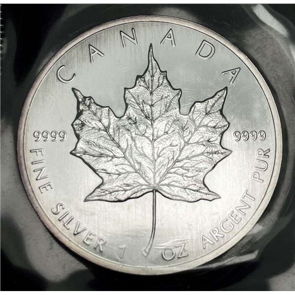 1989 Canada $5 Maple Leaf 1 ozt .9999 Silver