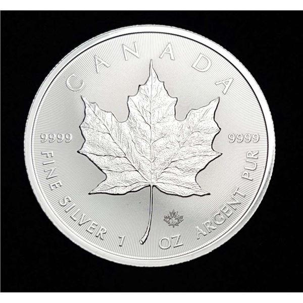 2022 Canada $5 Maple Leaf 1 ozt .9999 Silver