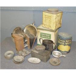 TRAY LOT TOLE ADVERTISING TINS, BEE SMOKER, ETC.