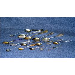 TRAY LOT 17 SPOONS, SOME STERLING