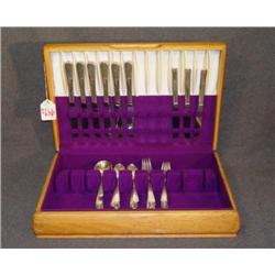 CASED SET OF ROGERS BROTHERS YOUTH 1940 SILVERPLAT