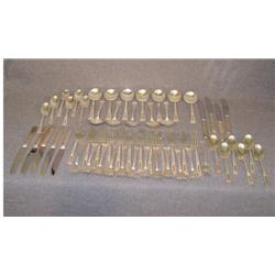 SET OF WINFIELD SILVERPLATED FLATWARE