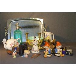 TRAY LOT WITH TRAVEL CLOCK, BRASS BOOKENDS, BRASS