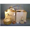 Image 1 : LOT 2 BOXES OF BASKETS