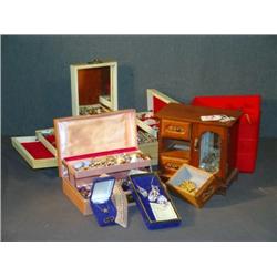 LARGE LOT COSTUME JEWELRY AND JEWELRY BOXES