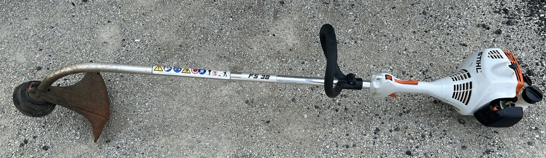 Rasentrimmer Stihl FS 38 (Gebraucht) in Uttigen für CHF 120 - nur Rasentrimmer Stihl FS 38 (Gebraucht) in Uttigen für CHF 120 - nur