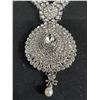 Image 2 : Very Large Vintage White Rhinestone Necklace
