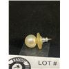 Image 2 : Quality Large Pearl & 10K Gold Tie Stud