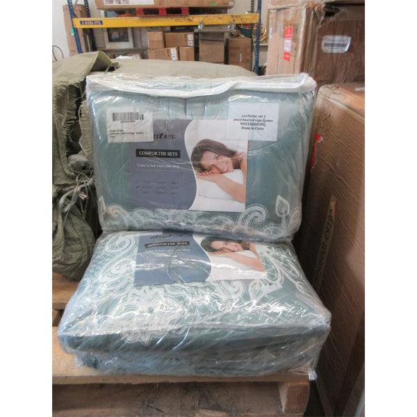 2 New Queen Size Heartstrings Comforter Sets