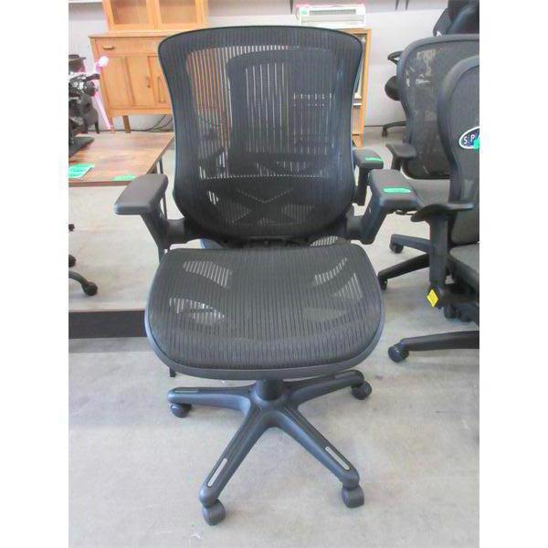 Mesh Office Chair with Adjustable Lumbar